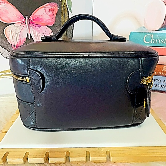 Chanel Vanity Bag Black Leather include dust bag - Picture 5 of 12
